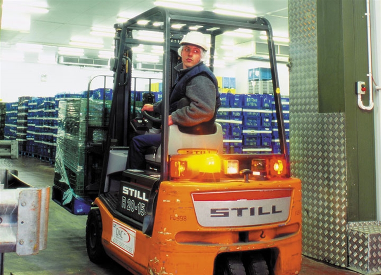 냉장 창고 가습