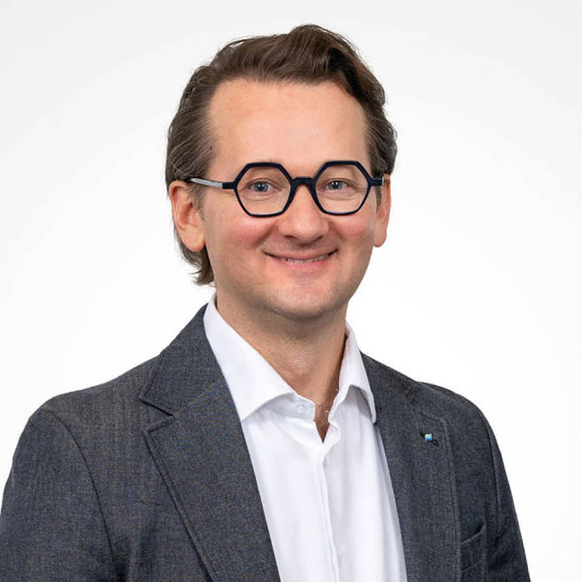 Jacek Karnicki Schweizer